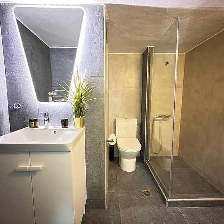 2 Bedrooms Апартаменты Афины